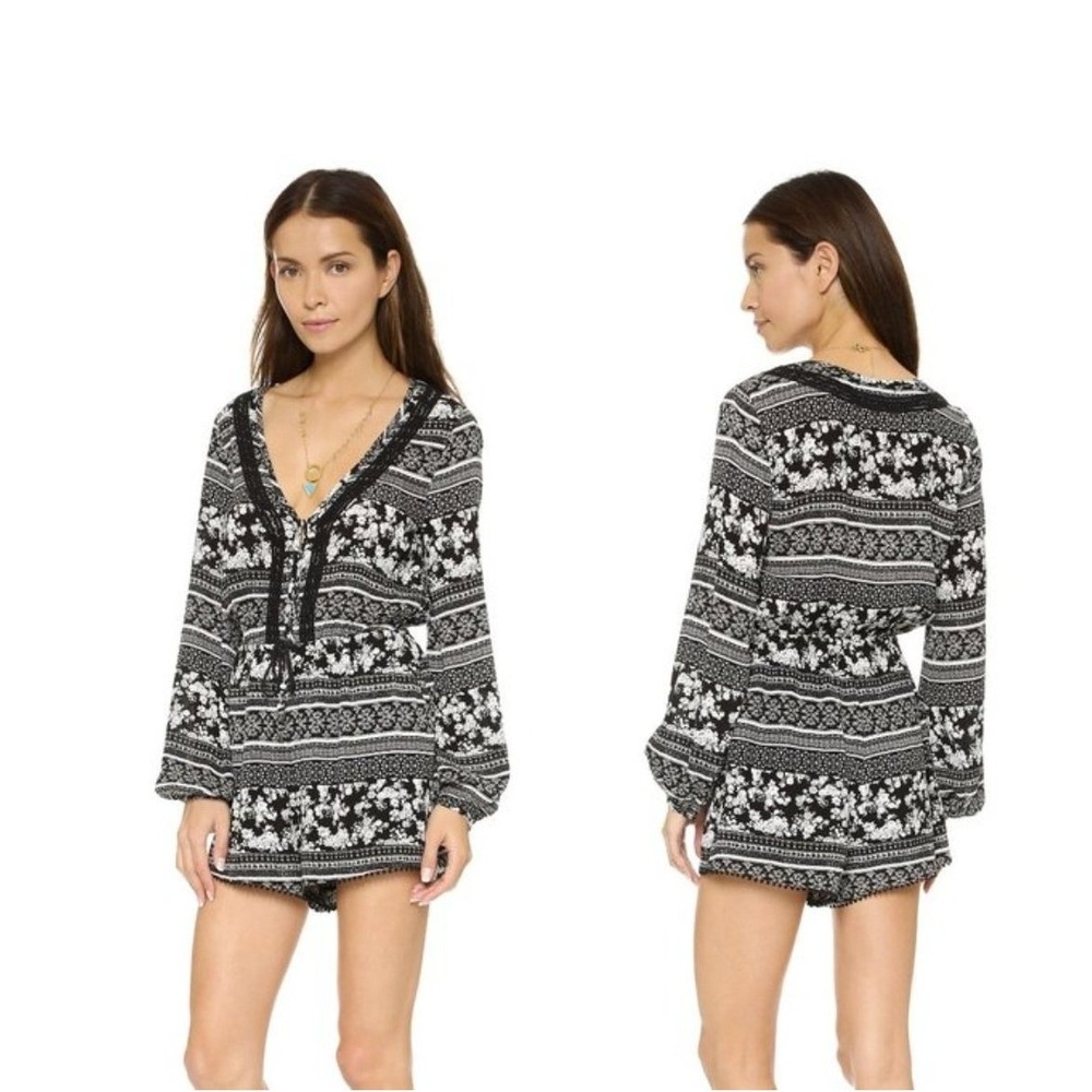 House of Harlow 1960 Ainsley Spring Summer Preppy Chic Floral Boho Romper Black